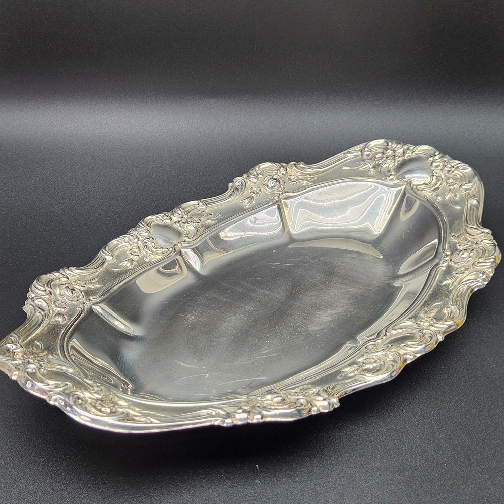 Towle Old Master Embossed Silverplate Oval Bread Serving Tray 13in